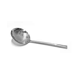 stainless steel perforated skimmer with long handle 200mm diameter 035484