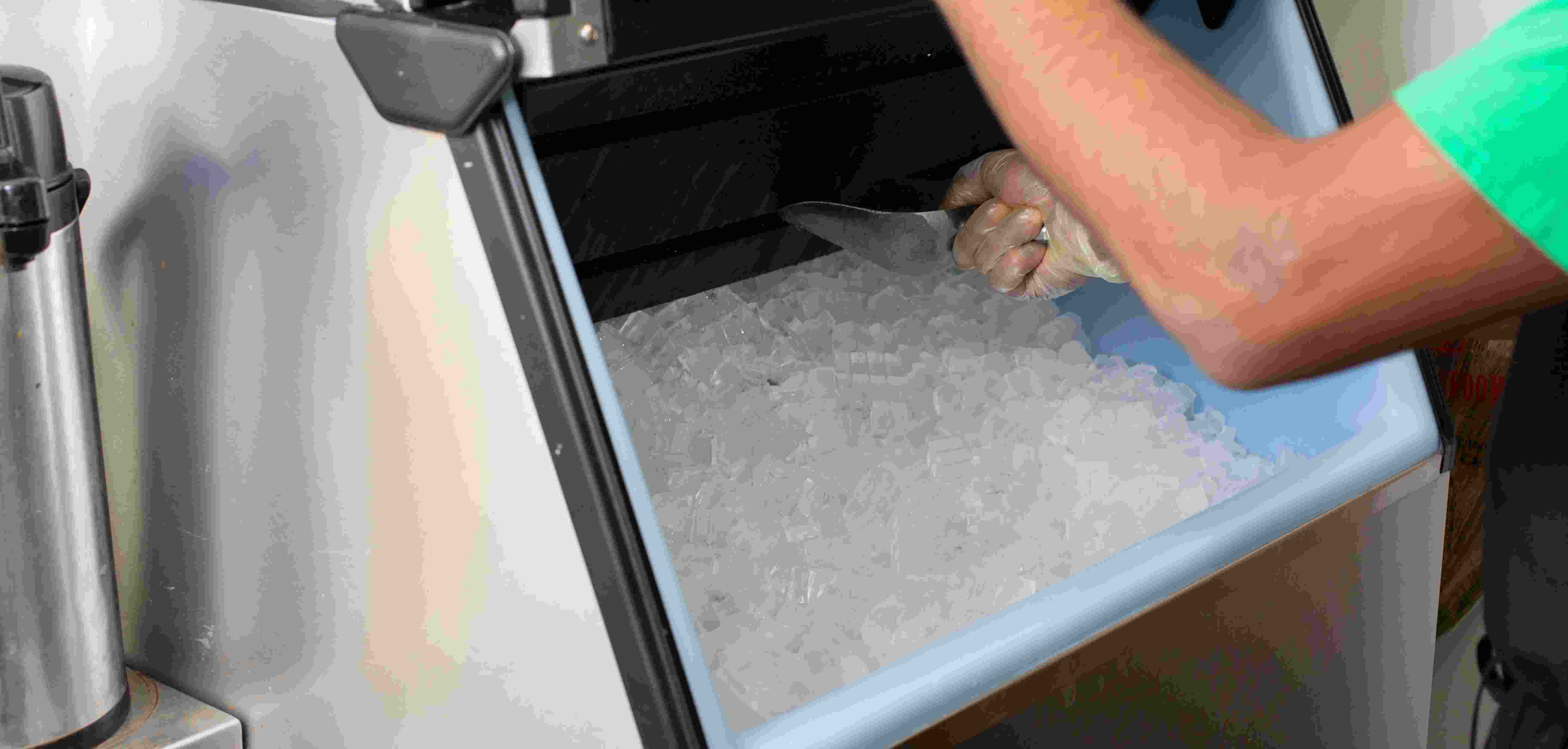 Why Blizzard Ice Machines Serve You Best in the Australian Climate? 