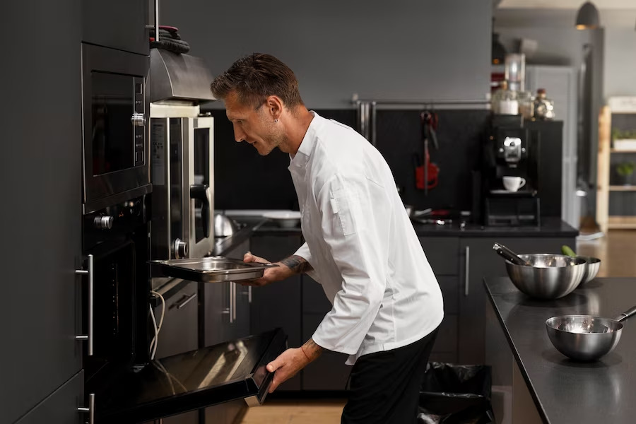 Kitchen Powerhouse: Unveiling Vital Restaurant Gear