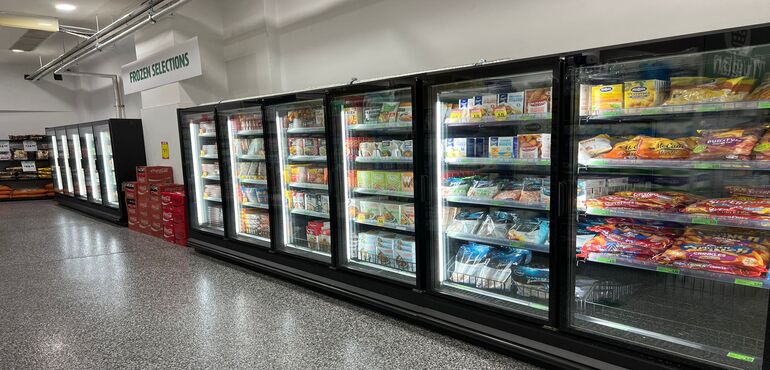 What are Some Common Issues with Commercial Display Freezers and How to Fix Them?