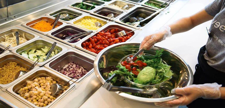 Why Should You Invest in High-Quality Salad Bar Fridges? 