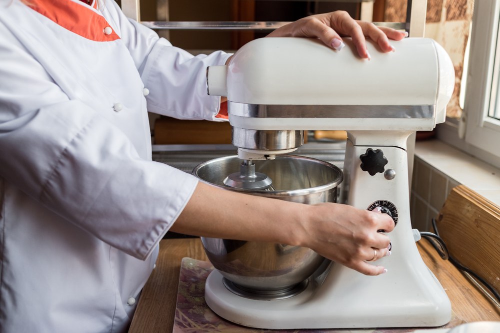 Commercial Mixer Safety Features That Protect Your Team 