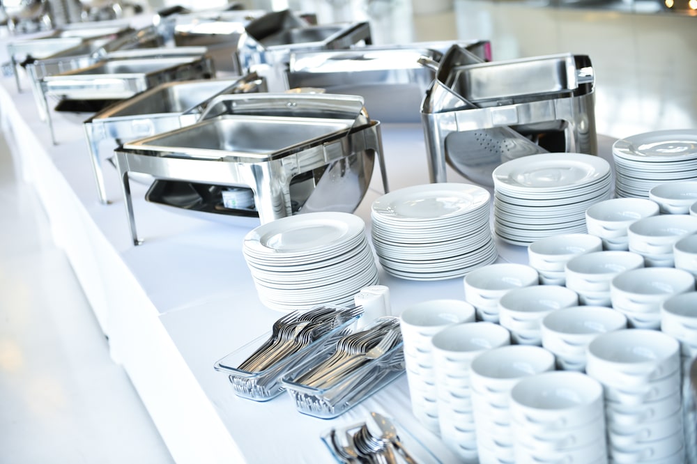 How to Select Commercial Catering Equipment for Outdoor Events? 