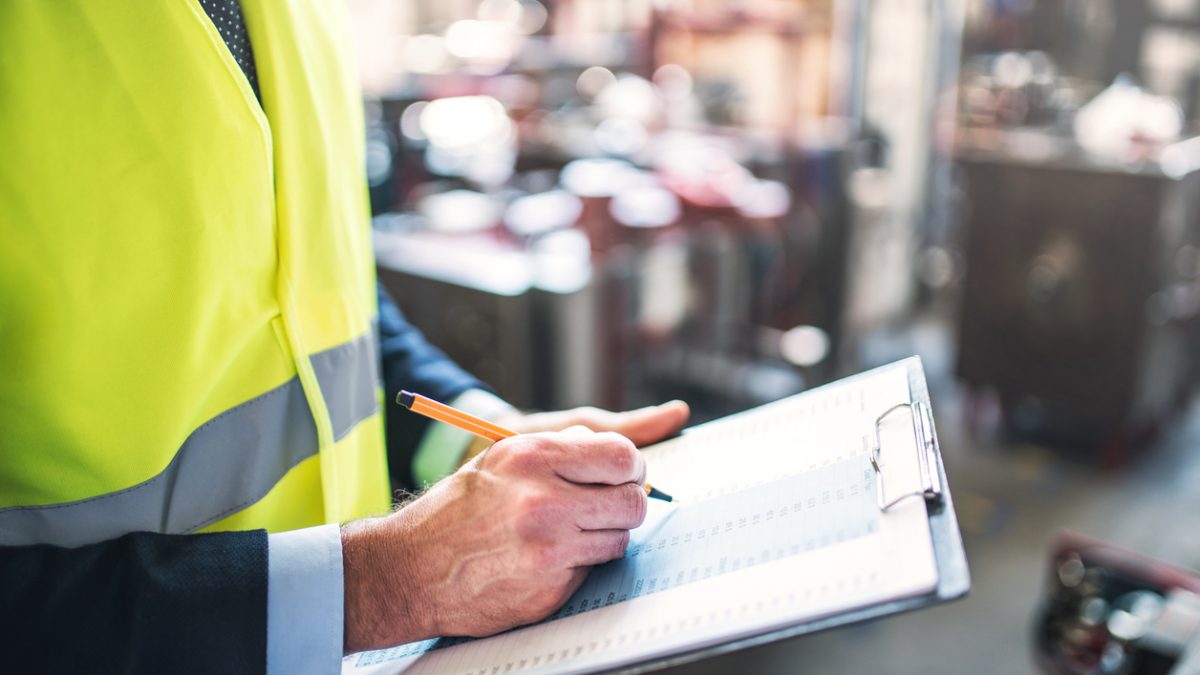 Daily Maintenance Checklist for Commercial Cooking Equipment 