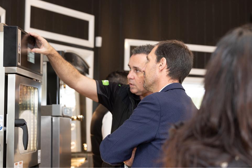 Top Questions to Ask Before Investing in Your Commercial Kitchen Equipment 