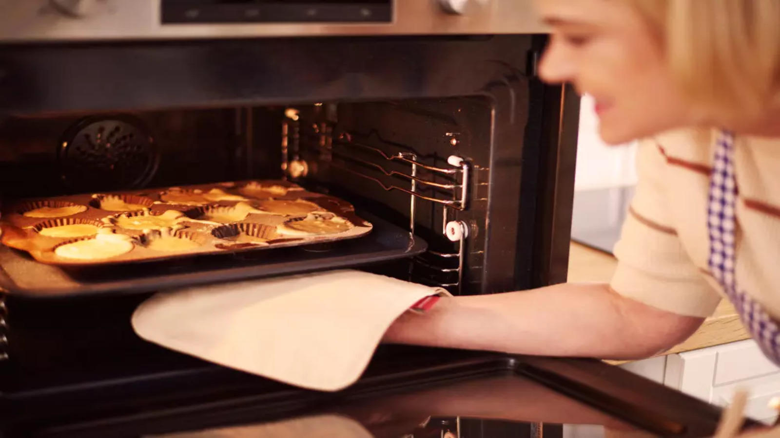 commercial microwave oven