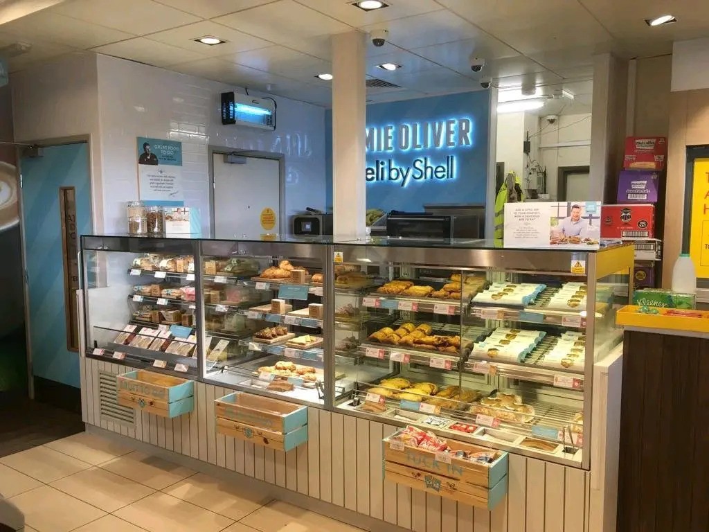 Countertop Display Fridges - Ways They Turbocharge Impulse Sales 