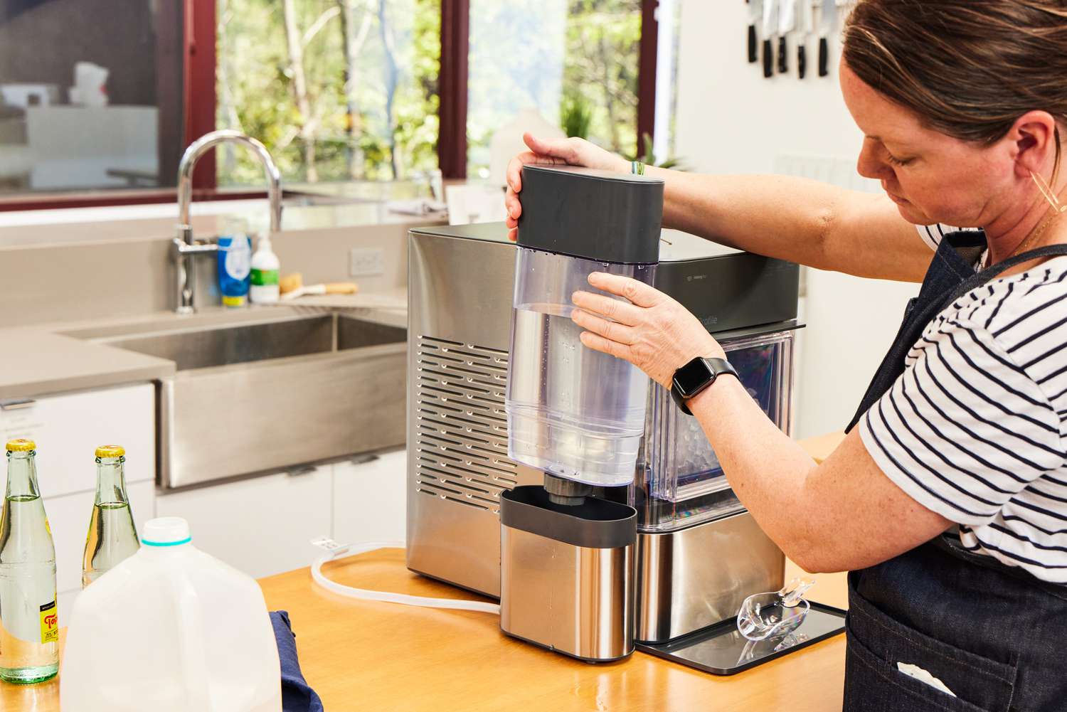Signs It's Time to Upgrade Your Commercial Ice Machine 