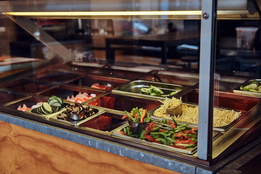 bain marie with food